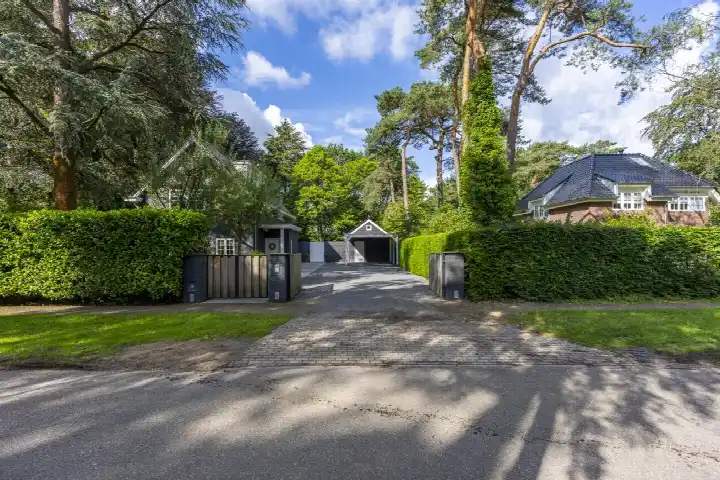 Vrijstaande woning te koop: Tussen de Dennen 8, Hoge Dennen Zeist