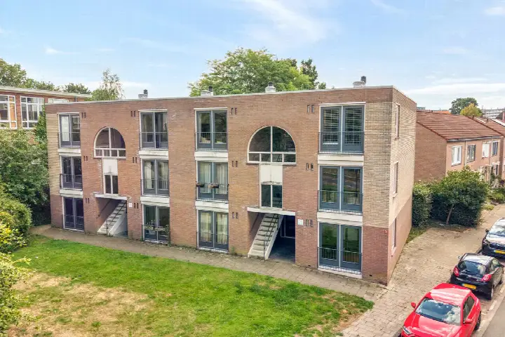 Appartement te koop: Tweede Bothofdwarsstraat 25, De Bothoven Enschede
