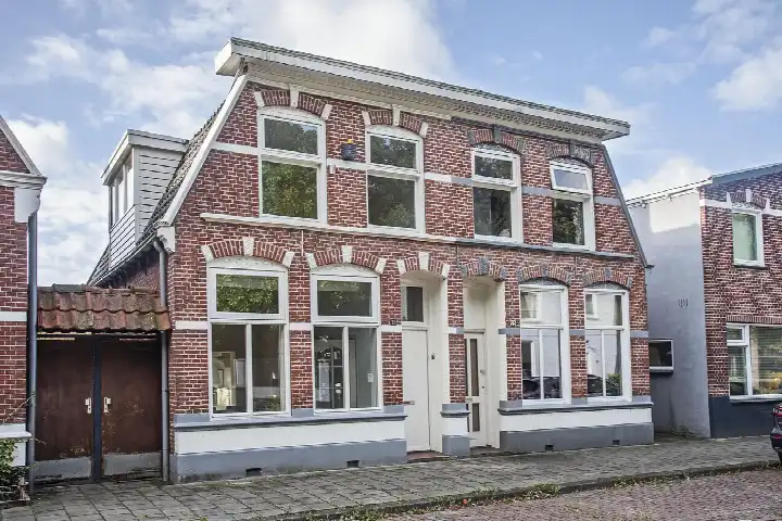 Twee-onder-één-kap te koop: Tweede Emmastraat 21, Horstlanden-Stadsweide Enschede