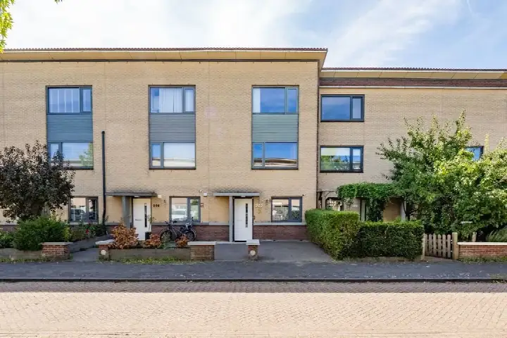 Tussenwoning te koop: Tweede Oosterparklaan 207, Parkwijk-Zuid Utrecht