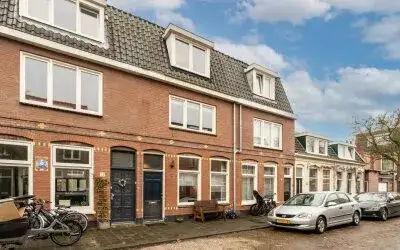 Tussenwoning te koop: Tweede Hogerwoerddwarsstraat 39, Kweektuinbuurt Haarlem