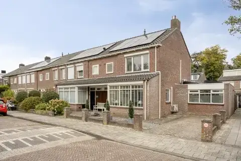 Corner house for sale: Twijnstraat 11, Voorburg en omgeving Vught