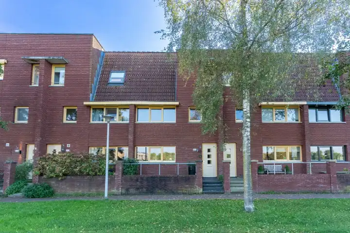 Terraced house for sale: Twistvlietpad 109, Frankhuis Zwolle