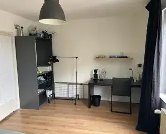 Tussenwoning te huur: Uiterdijksterweg 55, Nijlân Leeuwarden