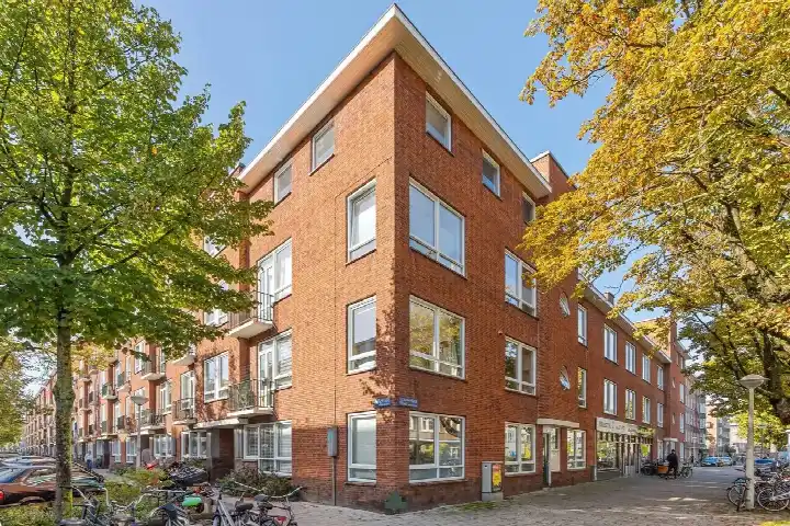 Studio for sale: Uiterwaardenstraat 161-1, Rijnbuurt-West Amsterdam