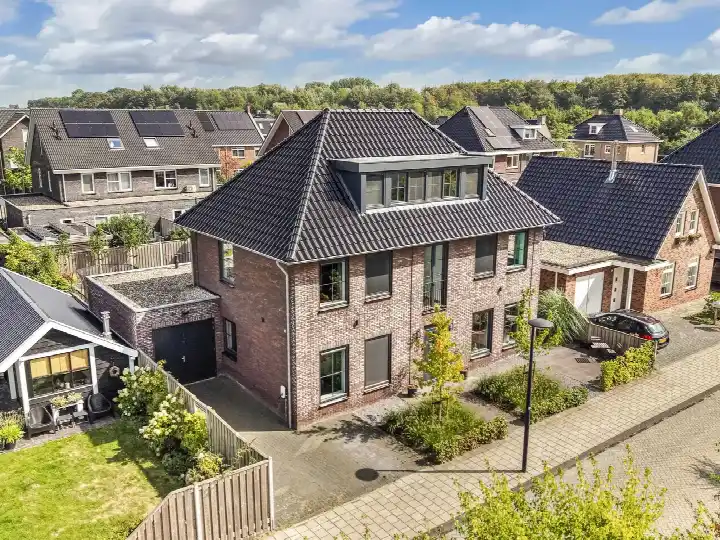 Vrijstaande woning te koop: Ultramarijn 34, De Gilden Dronten