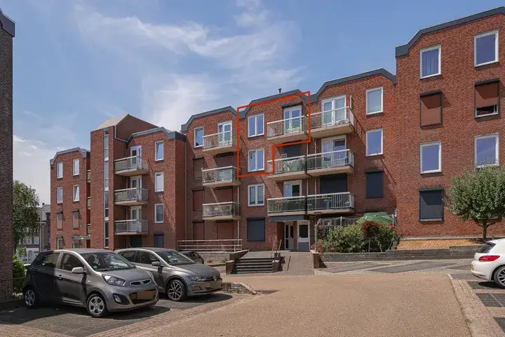 Appartement te koop: Unolaan 18, Pronsebroek Heerlen