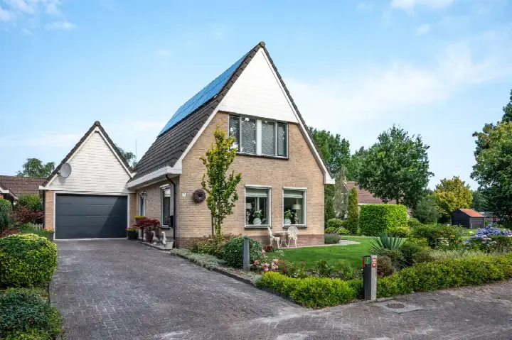 Vrijstaande woning te koop: Uthôf 7, Siegerswoude-Kom Siegerswoude