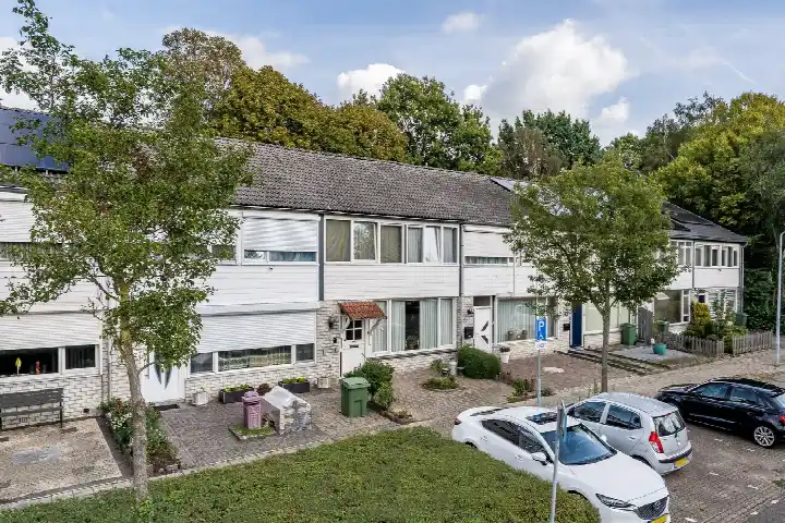 Tussenwoning te koop: vaalsbroek 10, Boshoven-Vrakker Weert