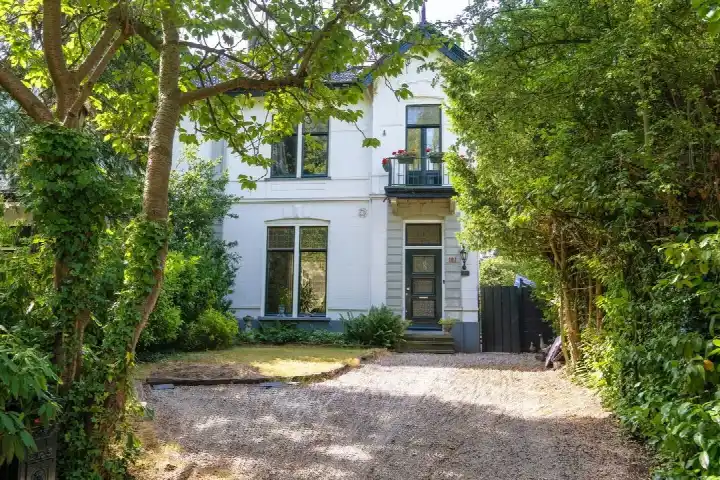 Vrijstaande woning te koop: Vaartweg 107, Boomberg Hilversum