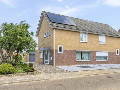 Twee-onder-één-kap te koop: Valderenstraat 50, Lindenheuvel Geleen
