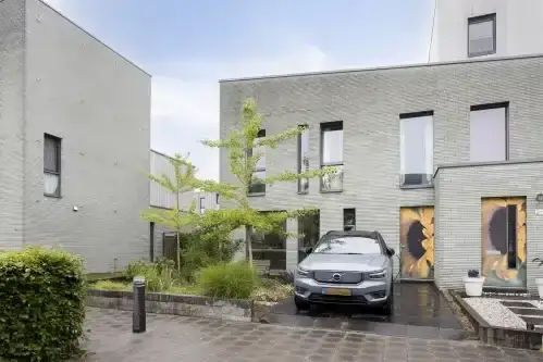 Hoekwoning te koop: Valeriaan 19, Zefierzijde Alphen Aan Den Rijn