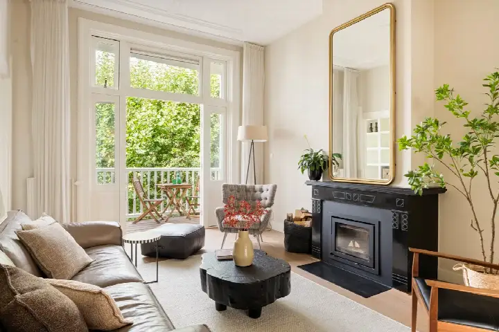 Apartment for sale: Valeriusstraat 98-2, Valeriusbuurt-Oost Amsterdam
