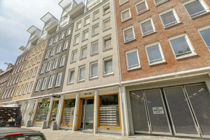 Appartement te koop: Valkenburgerstraat 186A, Uilenburg Amsterdam