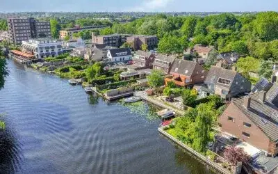 Terraced house for sale: Valkenburgseweg 29, Schenkwijk Leiden