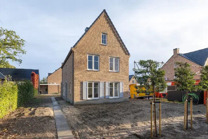 Vrijstaande woning te koop: Valkseweg 99A, De Valk Barneveld