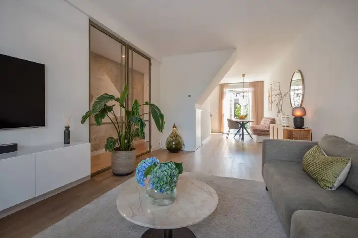 Terraced house for sale: van Barbansonstraat 72, Voorburg Noord zuid Voorburg
