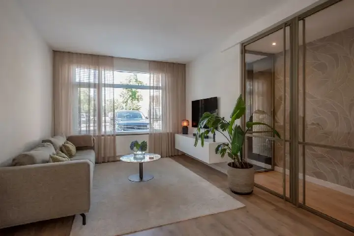 Tussenwoning te koop: van Barbansonstraat 72, Voorburg Noord zuid Voorburg