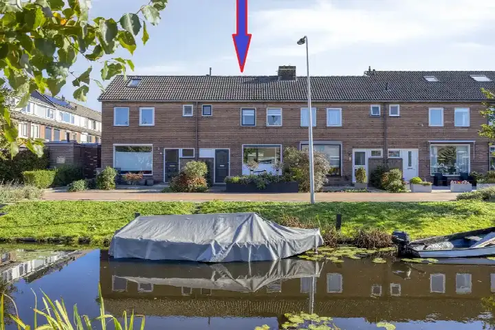 Terraced house for sale: Van Beresteijnstraat 3, Reeuwijk-Brug-Zuidwest Reeuwijk