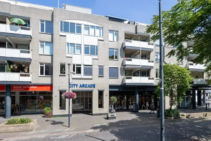 Appartement te koop: Van Boetzelaerstraat 25A, Van Boetzelaerstraat Alphen Aan Den Rijn
