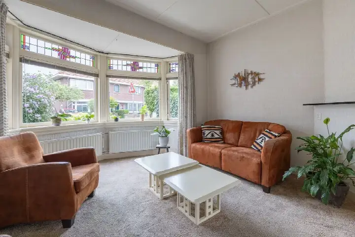 Hoekwoning te koop: Van Boetzelaerstraat 85, Van Boetzelaerstraat Alphen Aan Den Rijn