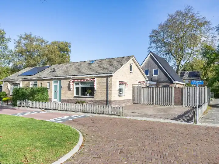 Twee-onder-één-kap te koop: Van Burumstraat 2, Sint Nicolaasga Sint Nicolaasga