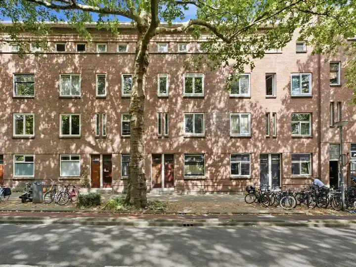 Apartment for sale: Van Cittersstraat 23B02, Nieuwe Westen Rotterdam