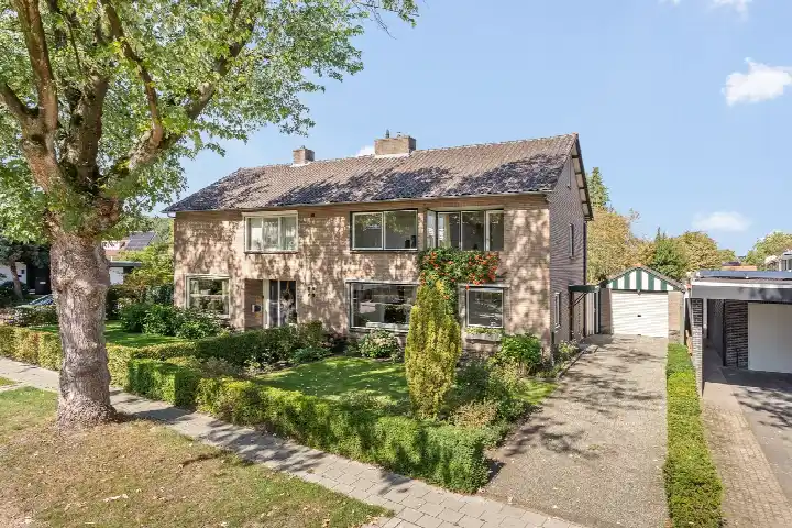 Semi-detached for sale: van Corbachstraat 10, De Zuid Es Hellendoorn