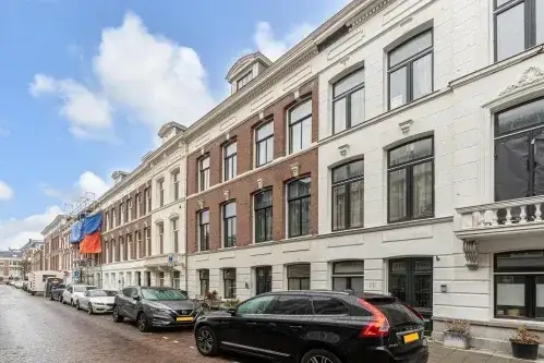 Apartment for sale: Van de Spiegelstraat 5C, Zeeheldenkwartier 'S-Gravenhage