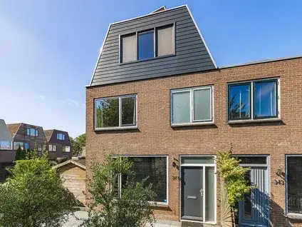 Corner house for sale: Van den Berghlaan 341, Hoofddorp Centrum Oost Hoofddorp
