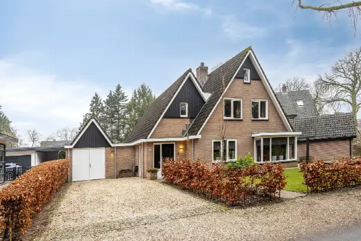Vrijstaande woning te koop: van den Hamlaan 2B, Lunteren-Oost Lunteren