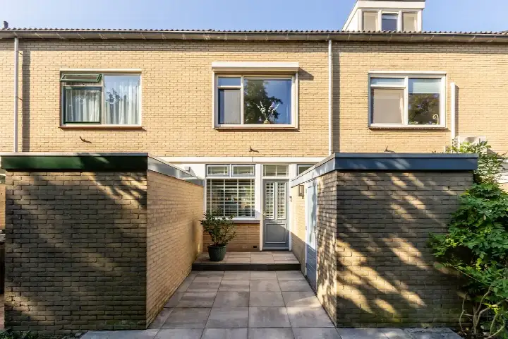 Terraced house for sale: Van der Heijdenstraat 55, Schoonhoven-West Schoonhoven