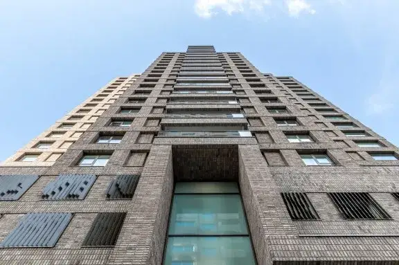 Appartement te huur: Van Der Hoevenplein 297, Kop van Zuid Rotterdam
