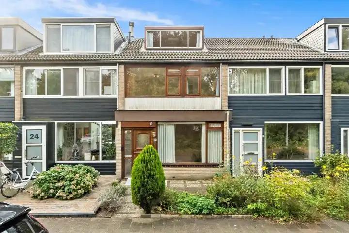 Terraced house for sale: Van der Kamlaan 23, Verzetstrijdersbuurt Delft