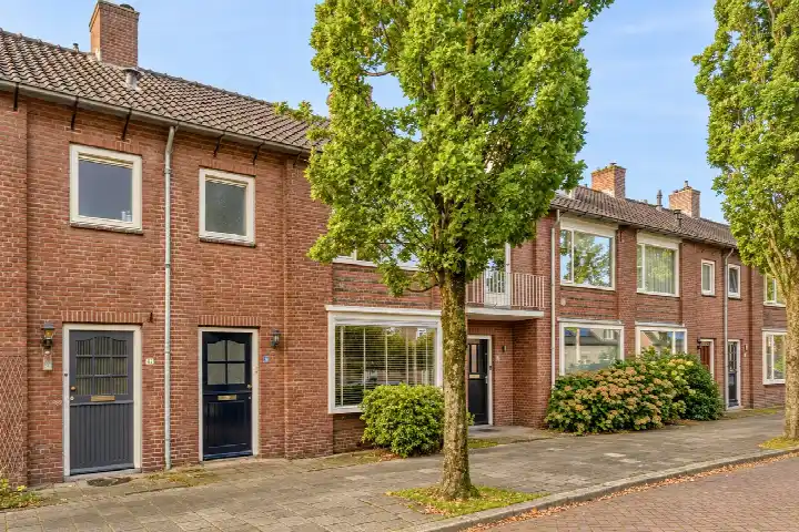 Tussenwoning te koop: van der Nootstraat 39, Bazeldonk 'S-Hertogenbosch