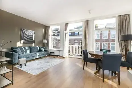 Apartment for rent: Van Eeghenstraat 30-2, Concertgebouwbuurt Amsterdam