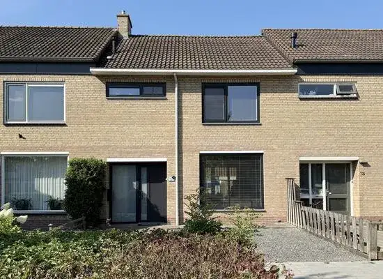 Tussenwoning te koop: Van Gaasbeekstraat 71, Klundert Klundert