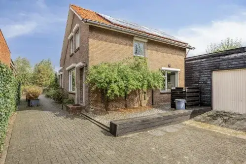 Vrijstaande woning te koop: van Heemstraweg 84, Kern Beneden-Leeuwen Beneden-Leeuwen