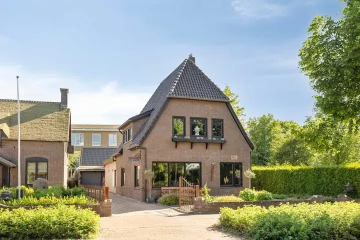 Vrijstaande woning te koop: van Heutszsingel 98, Coevorden-Centrum Coevorden