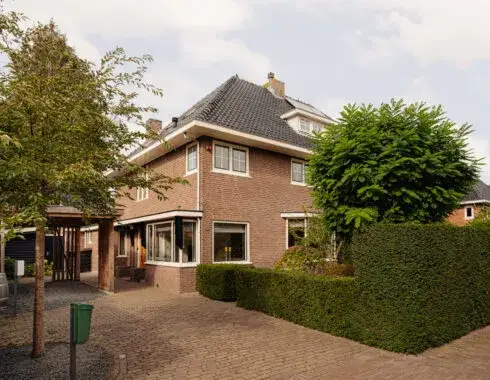 Twee-onder-één-kap te koop: Van Hogendorplaan 10, Westereng Huizen
