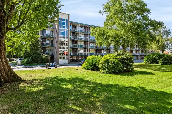 Apartment for sale: Van Houtenstraat 58, Staatsliedenkwartier Apeldoorn