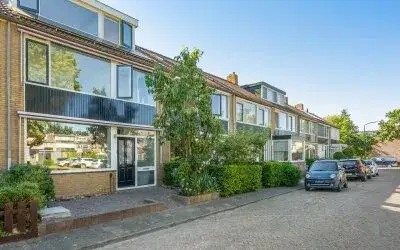 Terraced house for sale: Van Houtenstraat 7, Staatsliedenbuurt Maarssen