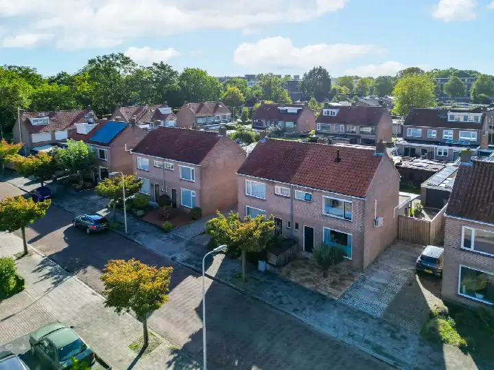 Semi-detached for sale: Van Karnebeekstraat 12, Staatsliedenbuurt Oss