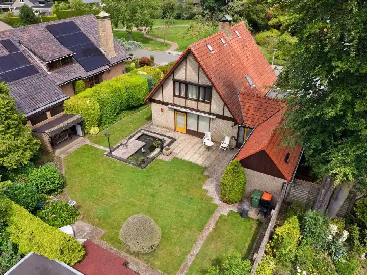 Vrijstaande woning te koop: van Koetsveldstraat 12, Groot Driene-Zuid Hengelo