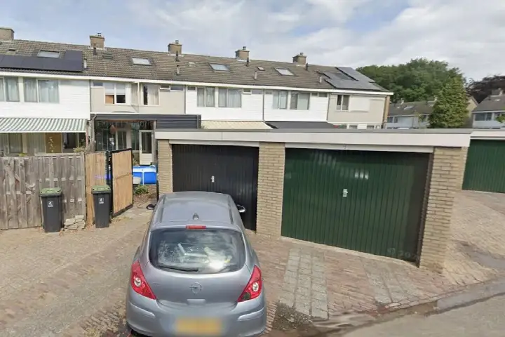 Tussenwoning te koop: van Leeuwenhoeklaan 15, Overstegen - oost Doetinchem