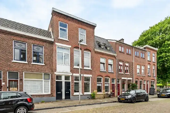 Appartement te koop: Van Lennepstraat 36, Nieuw Engeland, Th. a. Kempisplantsoen en omgeving Utrecht