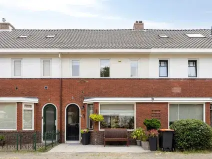 Terraced house for sale: Van Lennepstraat 6, Wipstrik-Noord Zwolle