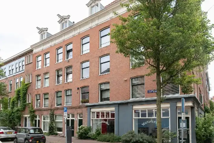 Studio te koop: Van Linschotenstraat 51, Zeeheldenbuurt Amsterdam