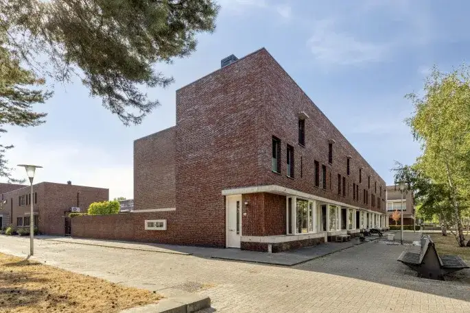 Hoekwoning te koop: van Maanenstraat 36, Lievendaal Eindhoven