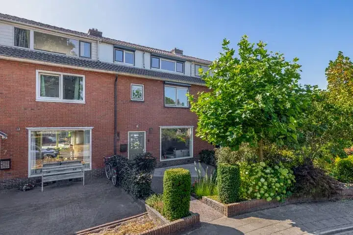 Tussenwoning te koop: Van Maerlanthof 6, Stadsdennen Zuidwest Harderwijk